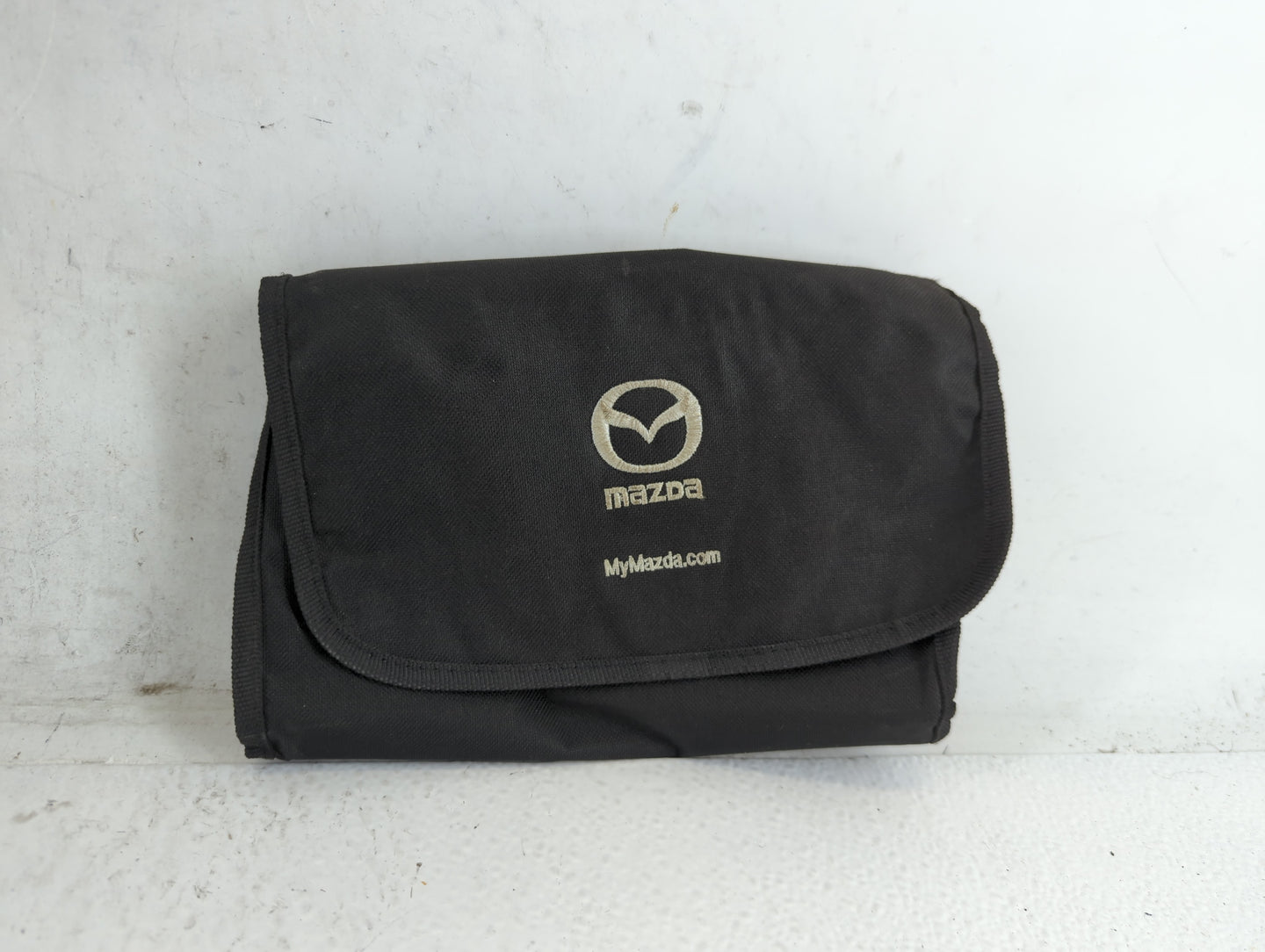 2015 Mazda 6 Owners Manual Book Guide P/N:9999-95-078C-15 8DQ8-EA-13L OEM Used Auto Parts - Oemusedautoparts1.com