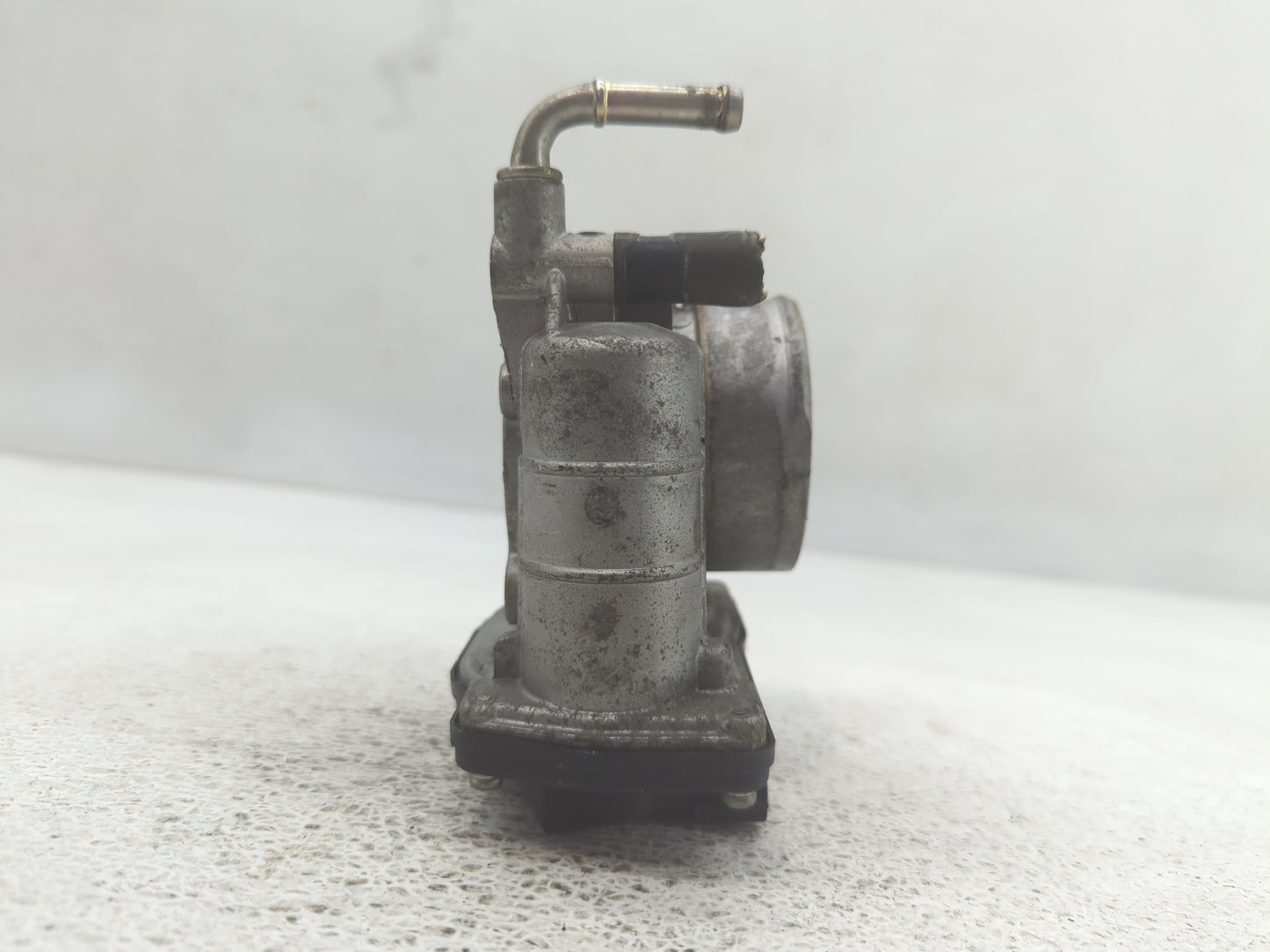 2007-2013 Nissan Altima Throttle Body P/N:G 8908 3 526-01 Fits Fits 2007 2008 2009 2010 2011 2012 2013 OEM Used Auto Parts - Oemusedautoparts1.com