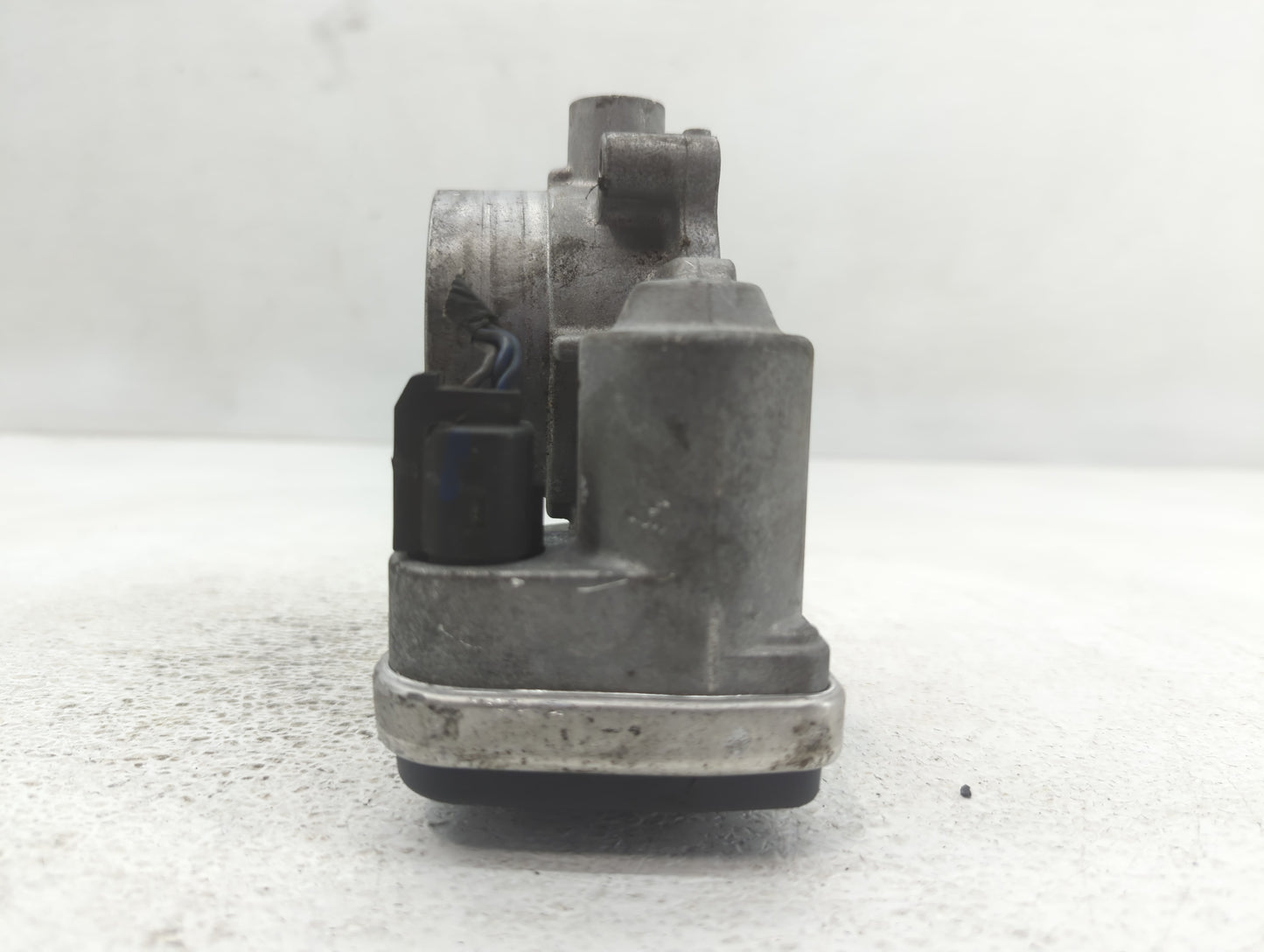 2008-2010 Chrysler Town & Country Throttle Body P/N:408-238-725-001 A2C53099253 Fits Fits 2006 2007 2008 2009 2010 2011 OEM Used Auto Parts - Oemusedautoparts1.com