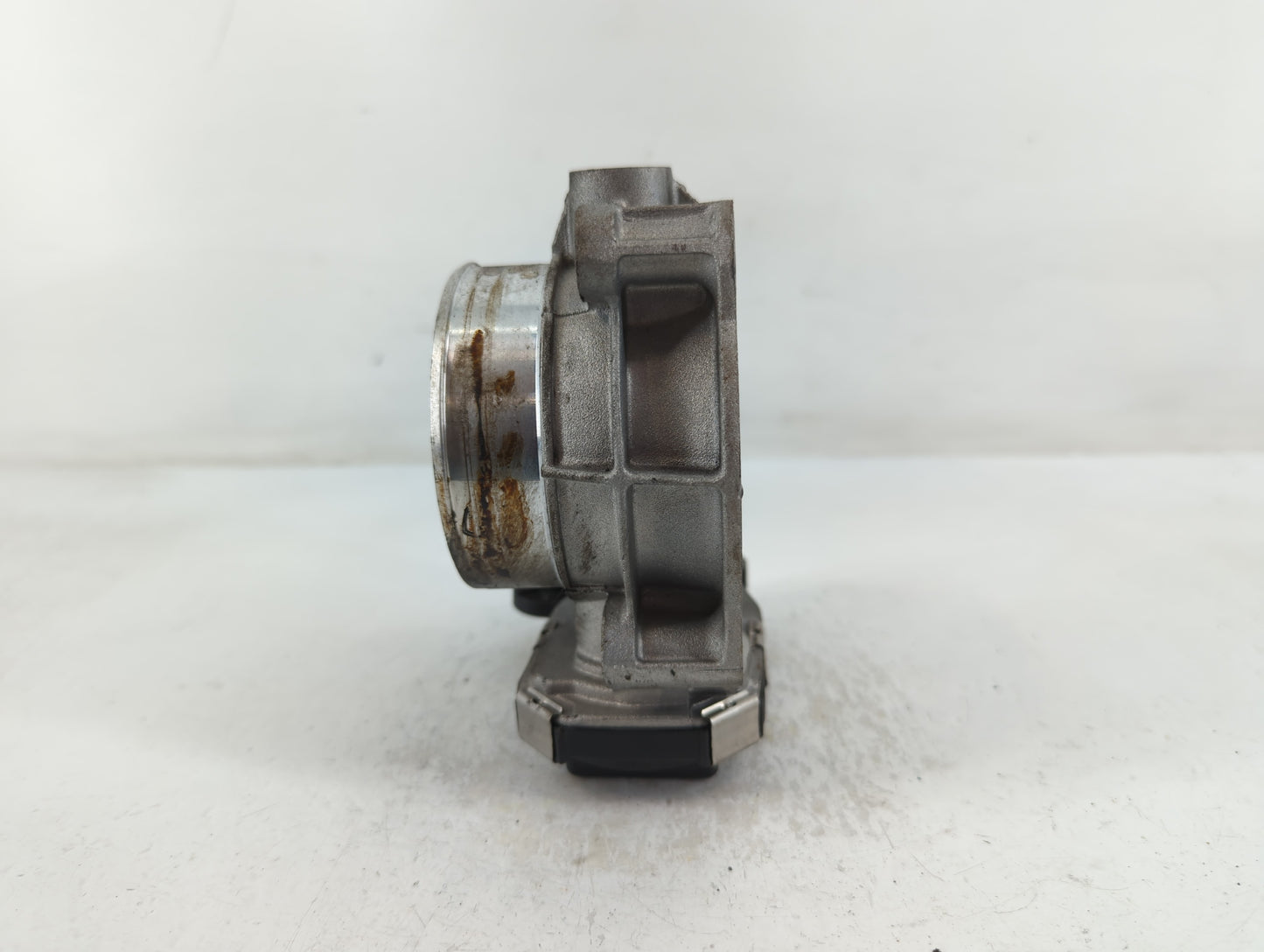 2012-2020 Buick Enclave Throttle Body P/N:12670981A Fits Fits 2012 2013 2014 2015 2016 2017 2018 2019 2020 2021 2022 OEM Used Auto Parts - Oemusedautoparts1.com