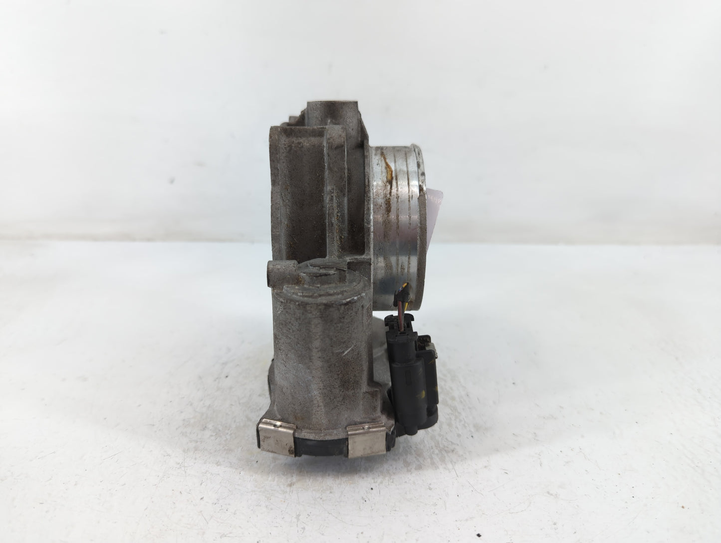 2012-2020 Buick Enclave Throttle Body P/N:12670981A Fits Fits 2012 2013 2014 2015 2016 2017 2018 2019 2020 2021 2022 OEM Used Auto Parts - Oemusedautoparts1.com