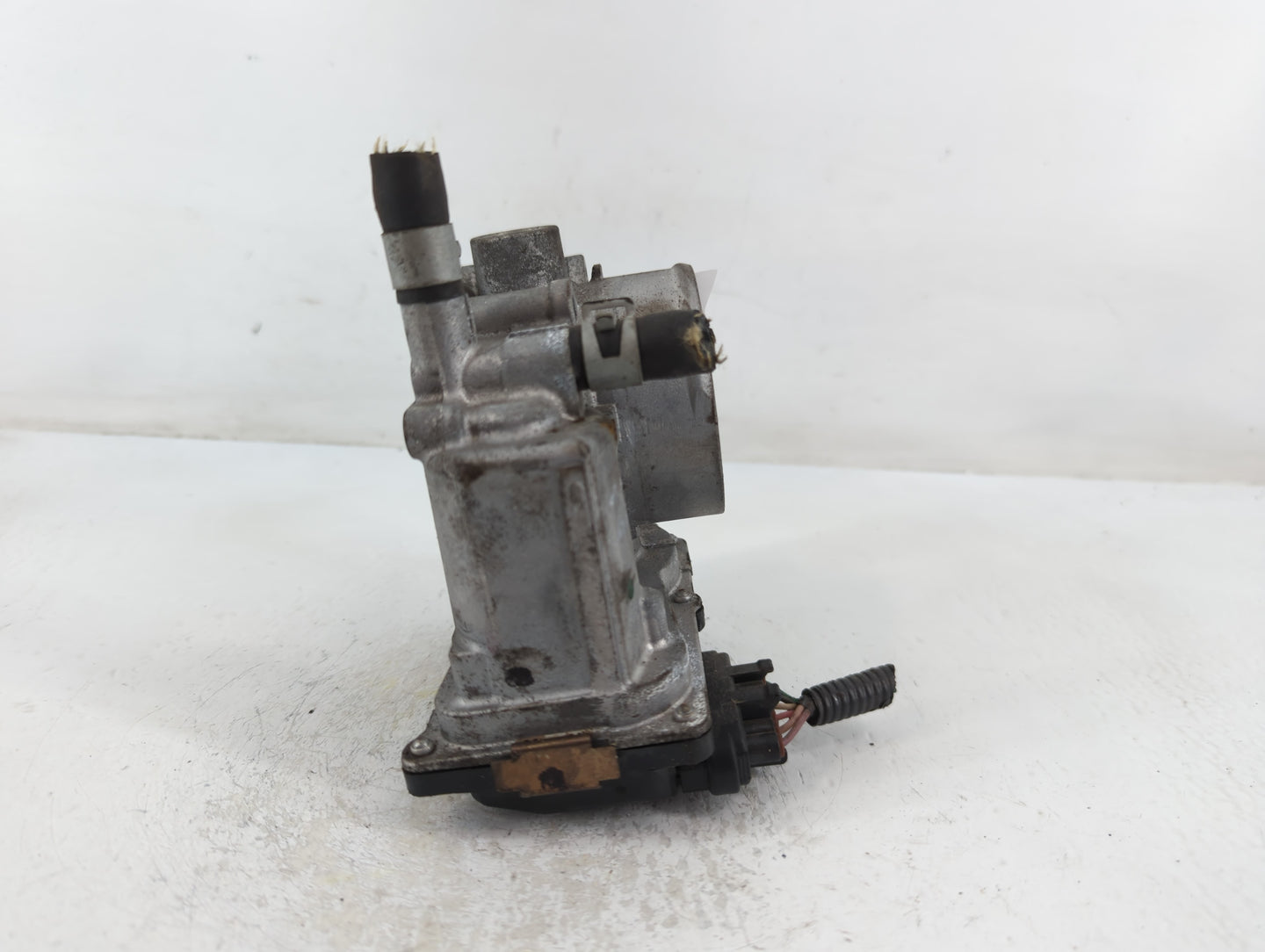 2013-2019 Nissan Sentra Throttle Body P/N:3RA60-01 E Fits Fits 2013 2014 2015 2016 2017 2018 2019 OEM Used Auto Parts - Oemusedautoparts1.com
