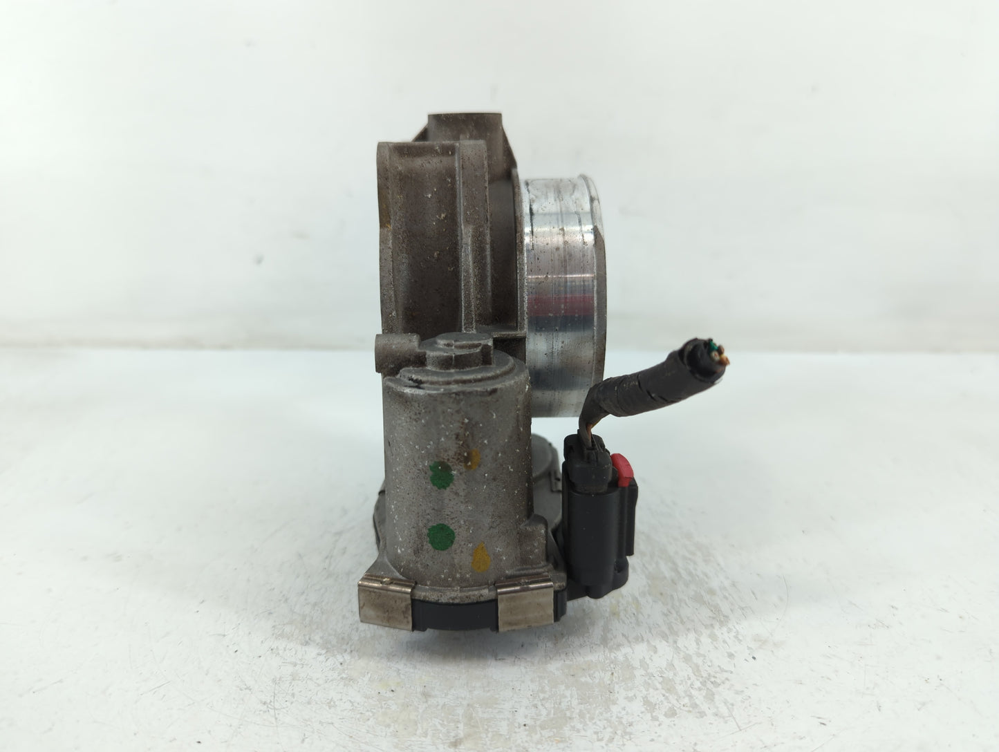 2017-2022 Chevrolet Traverse Throttle Body P/N:12632172BA Fits Fits 2012 2013 2014 2015 2016 2017 2018 2019 2020 2021 2022 OEM Used Auto Parts - Oemusedautoparts1.com