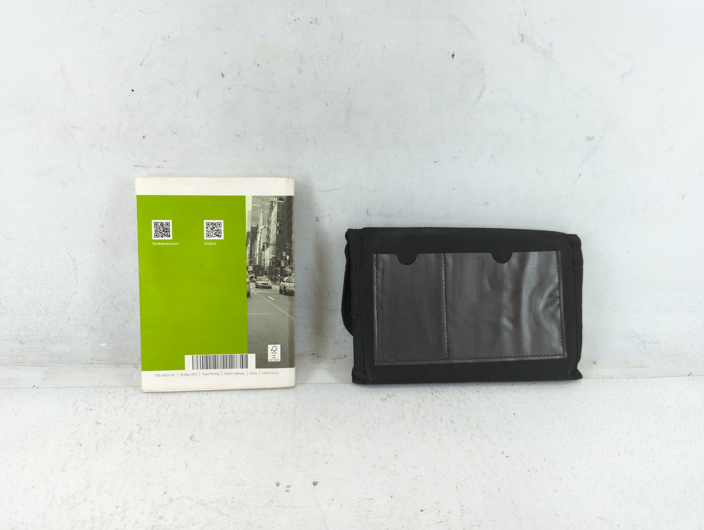 2014 Ford Fiesta Owners Manual Book Guide P/N:EE8J19A321AC OEM Used Auto Parts - Oemusedautoparts1.com
