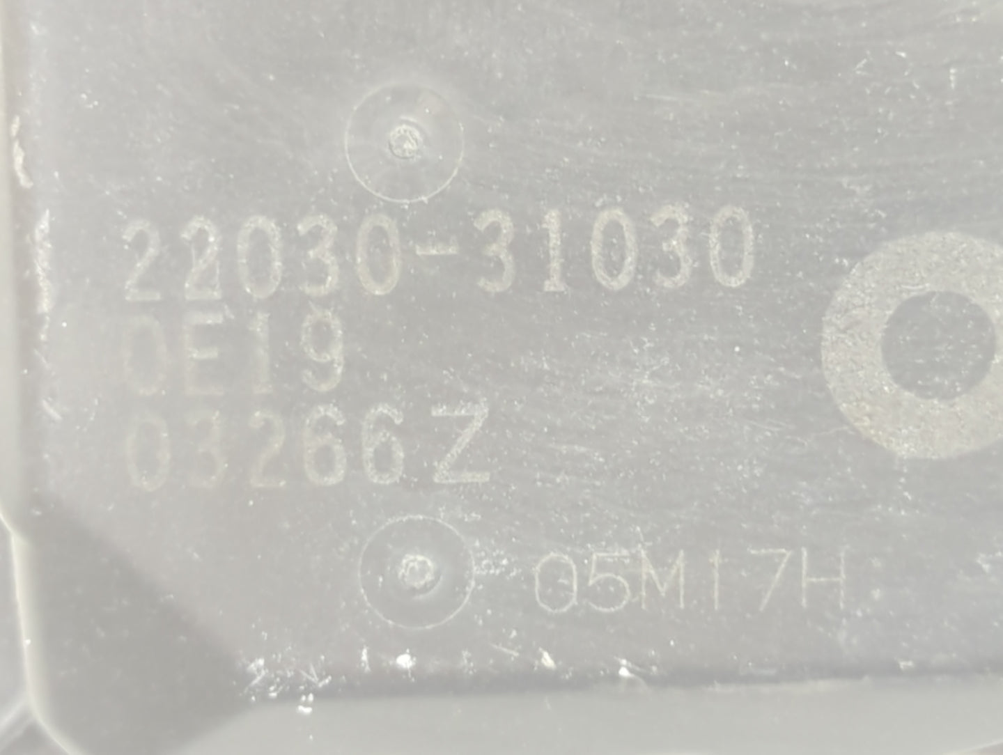 2007-2018 Lexus Es350 Throttle Body P/N:22030-31030 Fits OEM Used Auto Parts - Oemusedautoparts1.com