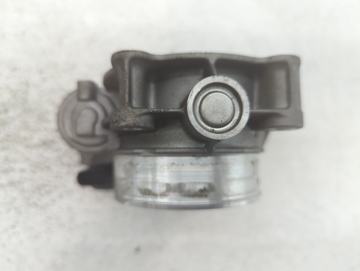 2013-2017 Gmc Terrain Throttle Body P/N:12632172BA Fits Fits 2012 2013 2014 2015 2016 2017 2018 2019 2020 2021 2022 OEM Used Auto Parts - Oemusedautoparts1.com
