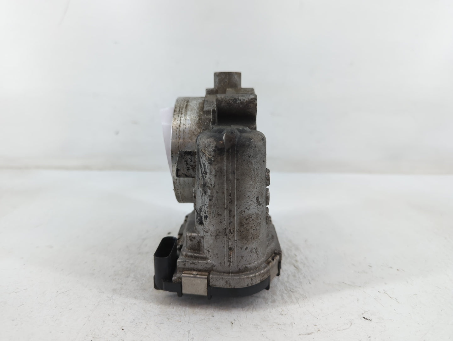 2011-2017 Chrysler 200 Throttle Body P/N:0 280 750 570 05184349AC Fits OEM Used Auto Parts - Oemusedautoparts1.com