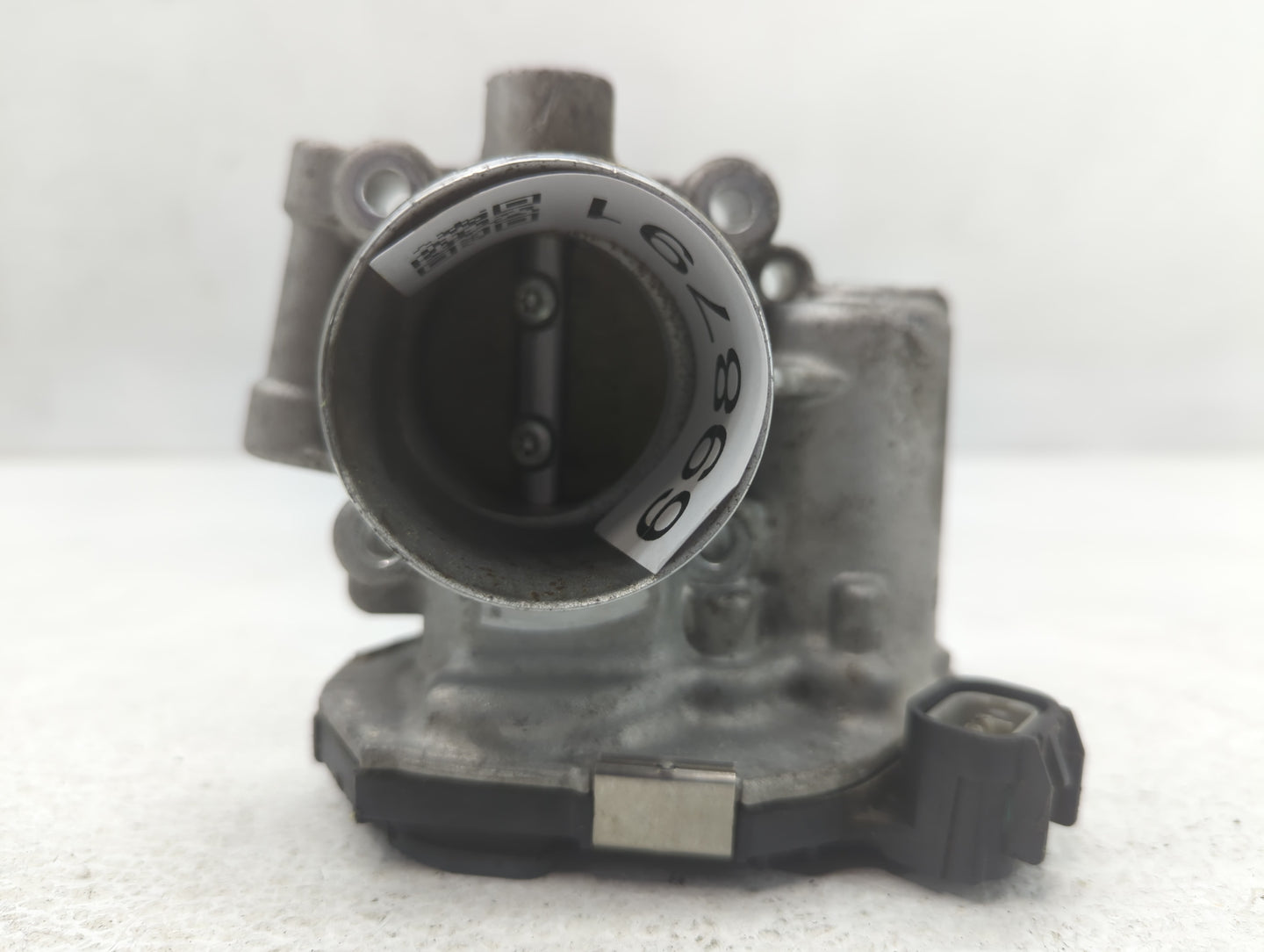 2013-2021 Buick Encore Throttle Body P/N:55565489 Fits Fits 2011 2012 2013 2014 2015 2016 2017 2018 2019 2020 2021 OEM Used Auto Parts - Oemusedautoparts1.com