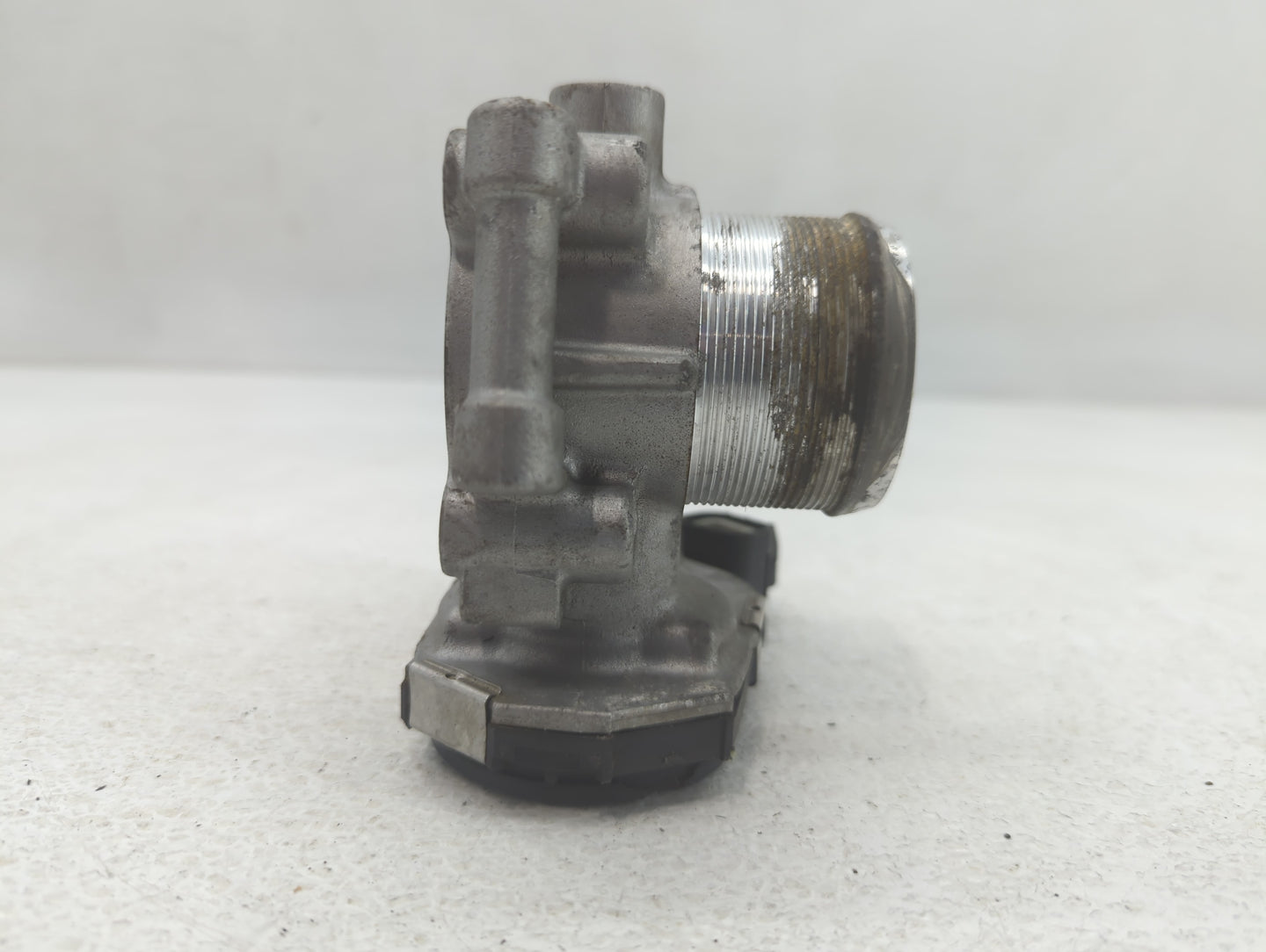 2013-2021 Buick Encore Throttle Body P/N:55565489 Fits Fits 2011 2012 2013 2014 2015 2016 2017 2018 2019 2020 2021 OEM Used Auto Parts - Oemusedautoparts1.com