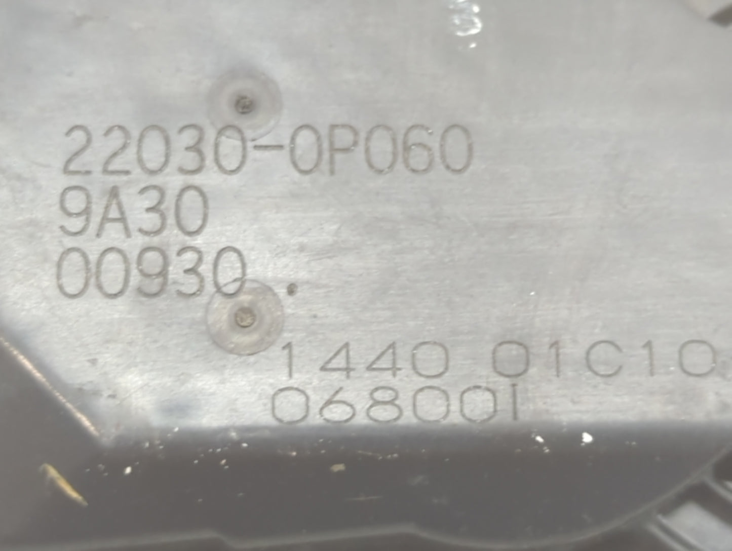 2017-2020 Toyota Sienna Throttle Body P/N:22030-0P060 Fits Fits 2016 2017 2018 2019 2020 2021 2022 OEM Used Auto Parts - Oemusedautoparts1.com