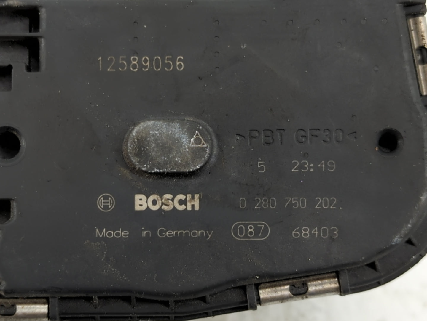 2005-2007 Cadillac Sts Throttle Body P/N:0 280 750 202 12589056 Fits Fits 2004 2005 2006 2007 2008 OEM Used Auto Parts - Oemusedautoparts1.com