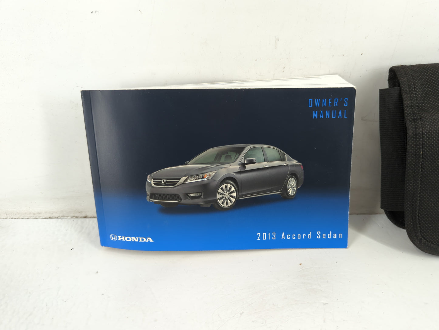 2013 Honda Accord Owners Manual Book Guide P/N:00X31-T2A-6000 31T2A600 OEM Used Auto Parts - Oemusedautoparts1.com