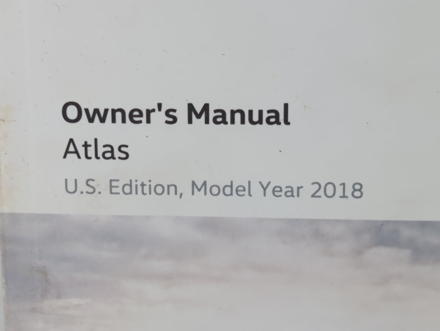 2018 Volkswagen Atlas Owners Manual Book Guide P/N:3CN012723BA OEM Used Auto Parts - Oemusedautoparts1.com