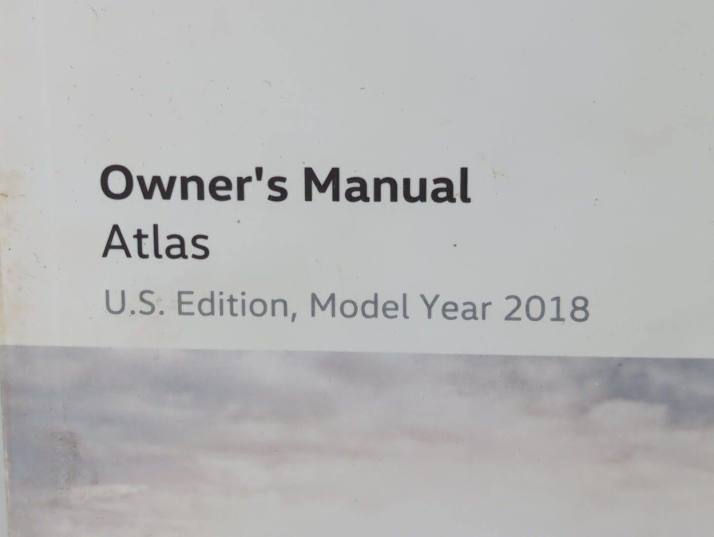 2018 Volkswagen Atlas Owners Manual Book Guide P/N:3CN012723BA OEM Used Auto Parts - Oemusedautoparts1.com