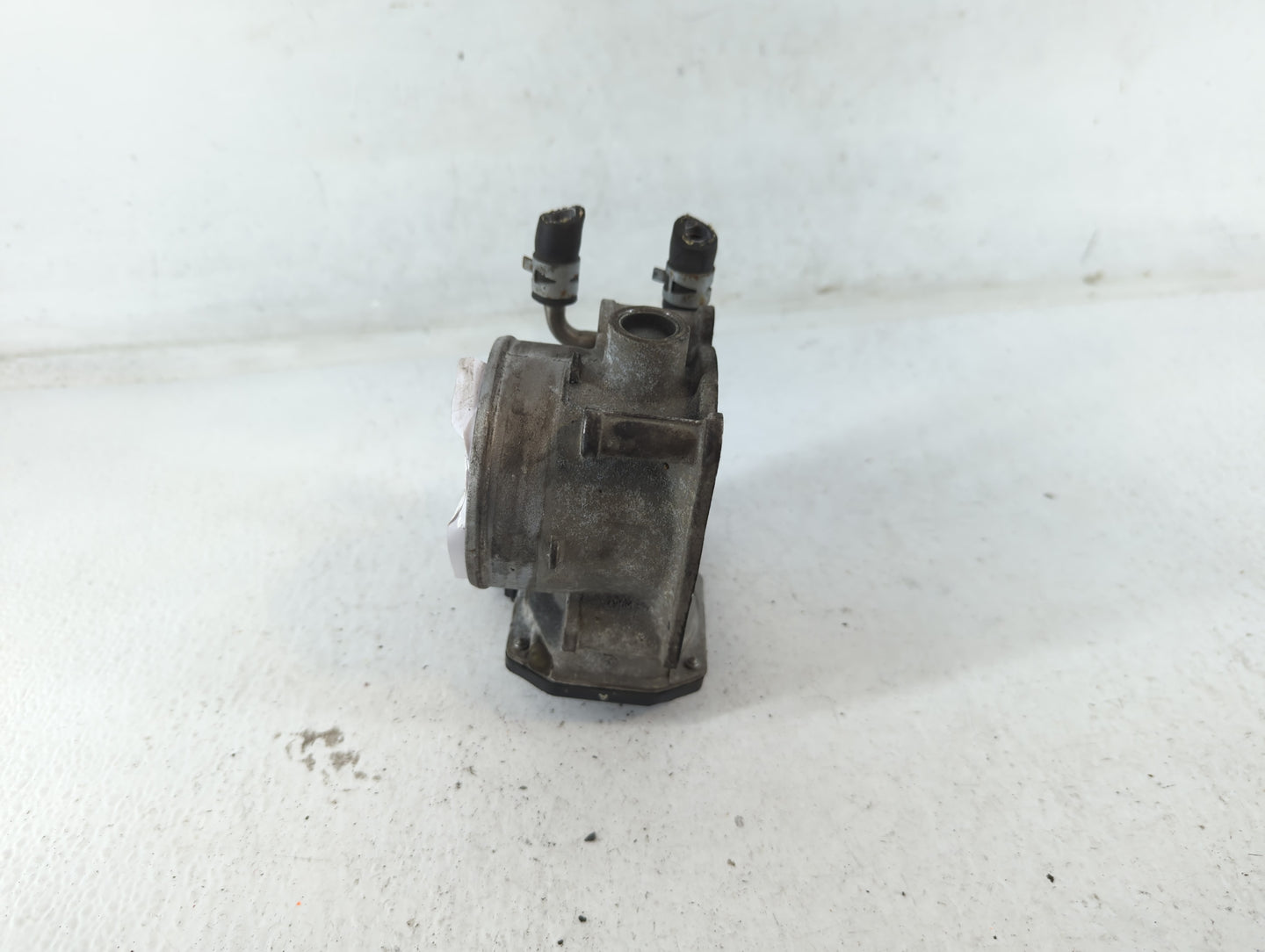 2007-2017 Toyota Camry Throttle Body P/N:22030-0P050 Fits OEM Used Auto Parts - Oemusedautoparts1.com