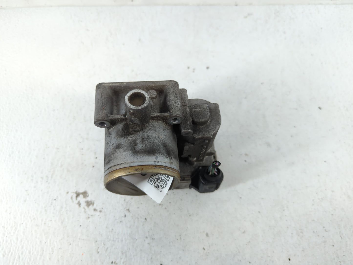 2013-2018 Volkswagen Jetta Throttle Body P/N:03F133062B Fits Fits 2013 2014 2015 2016 2017 2018 OEM Used Auto Parts - Oemusedautoparts1.com