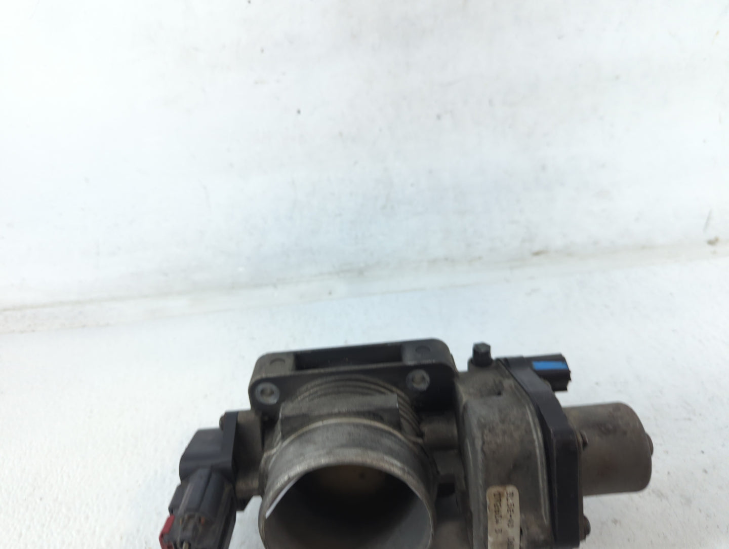 2005-2014 Ford E-150 Throttle Body P/N:072604 3 0608903 Fits Fits 2004 2005 2006 2007 2008 2009 2010 2011 2012 2013 2014 2015 2016 OEM Used Auto Parts - Oemusedautoparts1.com