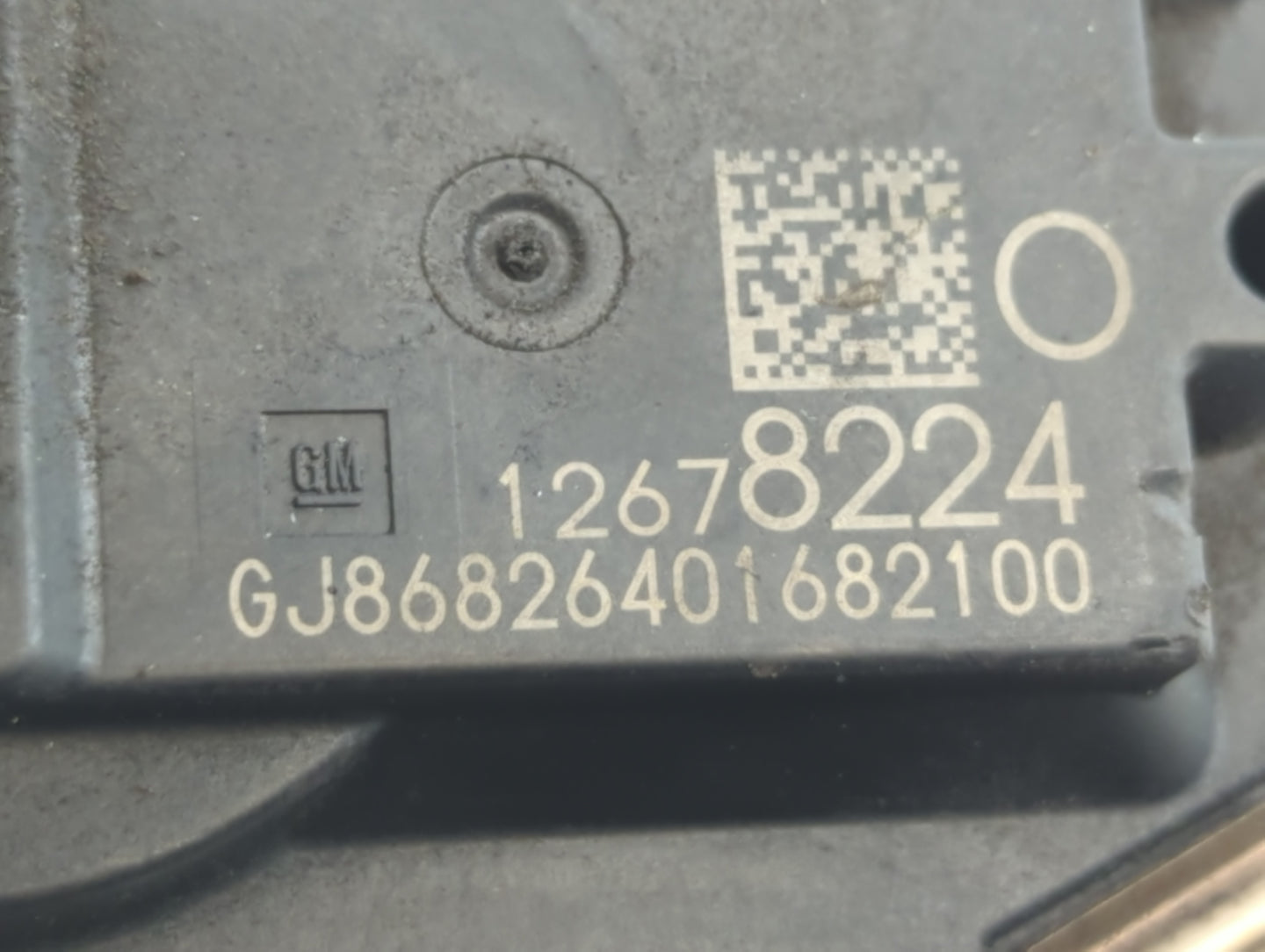 2019 Chevrolet Suburban 1500 Throttle Body P/N:12678224 Fits Fits 2014 2015 2016 2017 2018 2020 2021 2022 OEM Used Auto Parts - Oemusedautoparts1.com