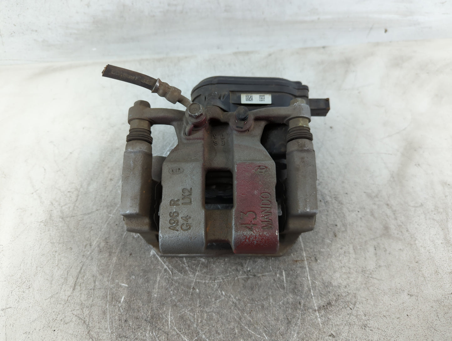 2020-2022 Kia Telluride Front Driver Left Brake Caliper - Oemusedautoparts1.com