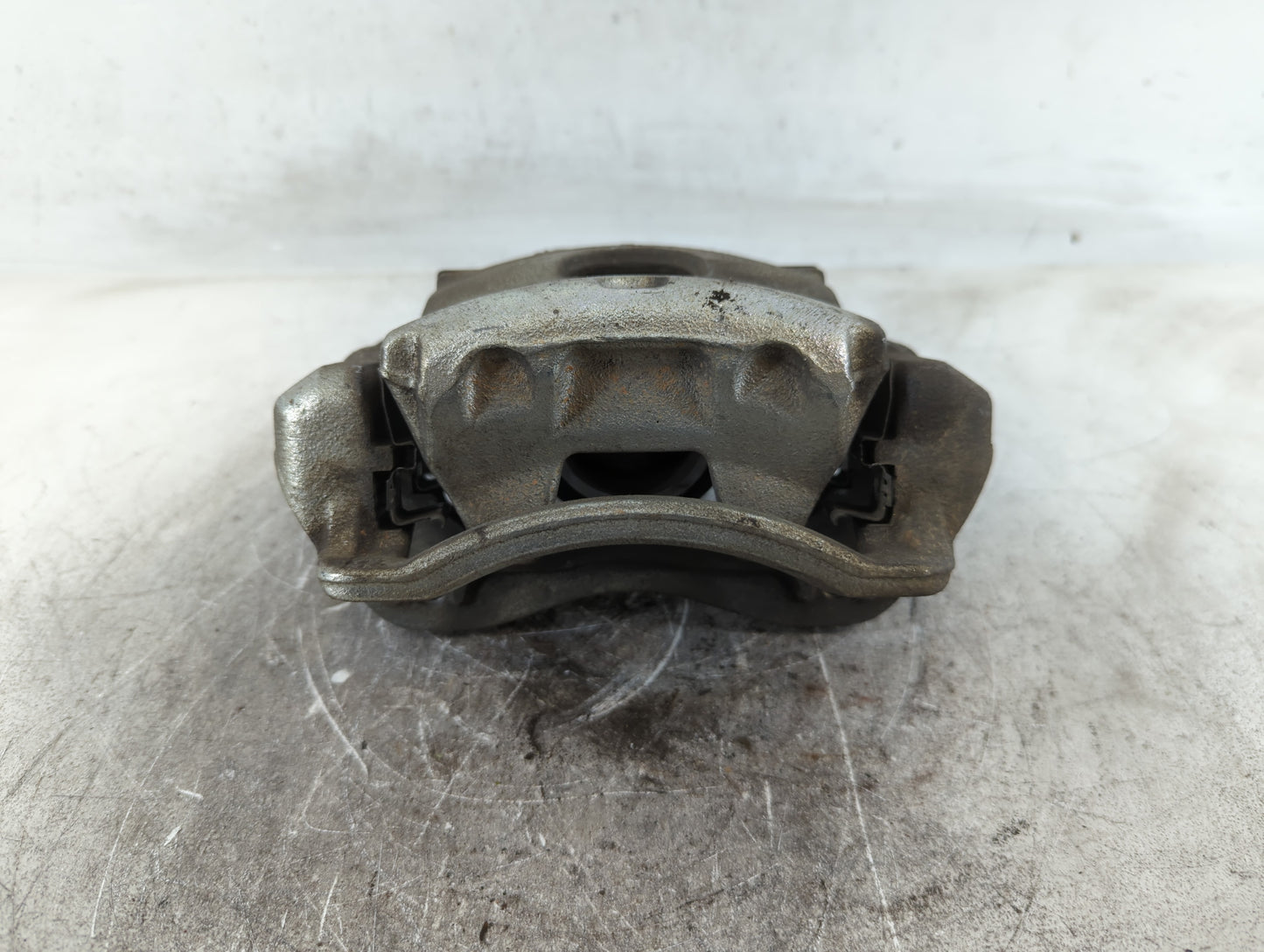 2017-2020 Kia Niro Front Passenger Right Brake Caliper - Oemusedautoparts1.com