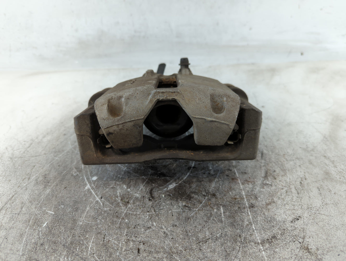 2003-2007 Cadillac Cts Front Driver Left Brake Caliper - Oemusedautoparts1.com
