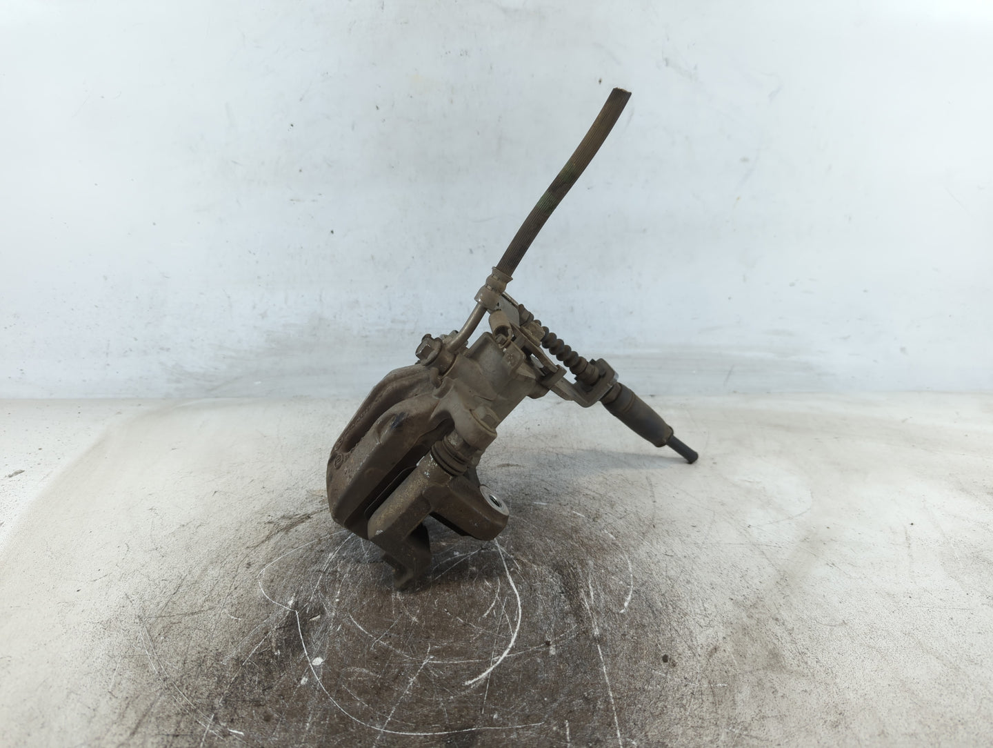 2017-2020 Kia Niro Front Driver Left Brake Caliper - Oemusedautoparts1.com