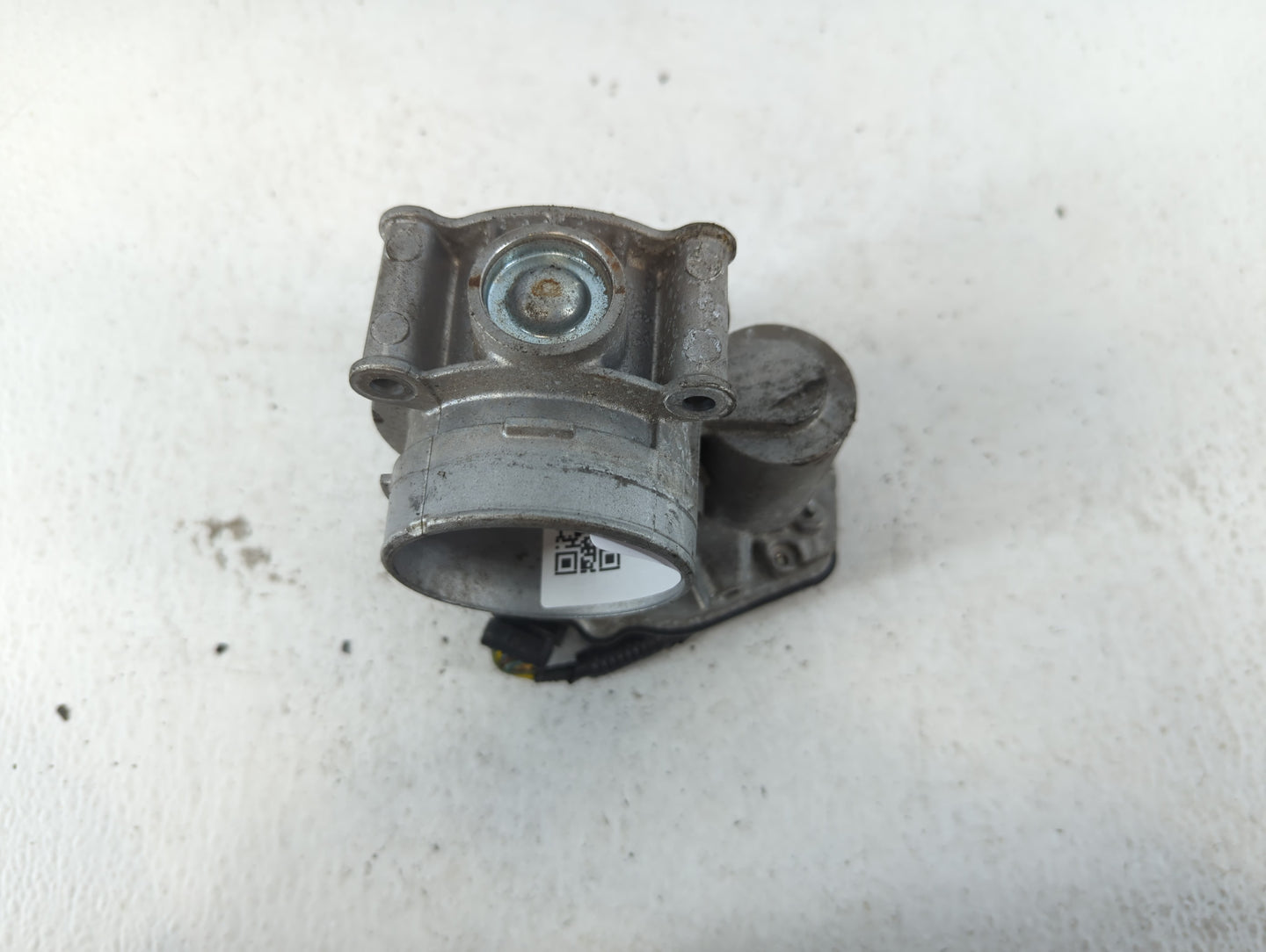 2013-2020 Ford Fusion Throttle Body P/N:170303005609 DS7E-9F991-AJ Fits Fits 2013 2014 2015 2016 2017 2018 2019 2020 2021 2022 OEM Used Auto Parts - Oemusedautoparts1.com