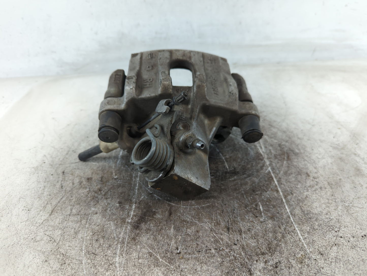 2014-2021 Ford Transit Connect Front Passenger Right Brake Caliper - Oemusedautoparts1.com