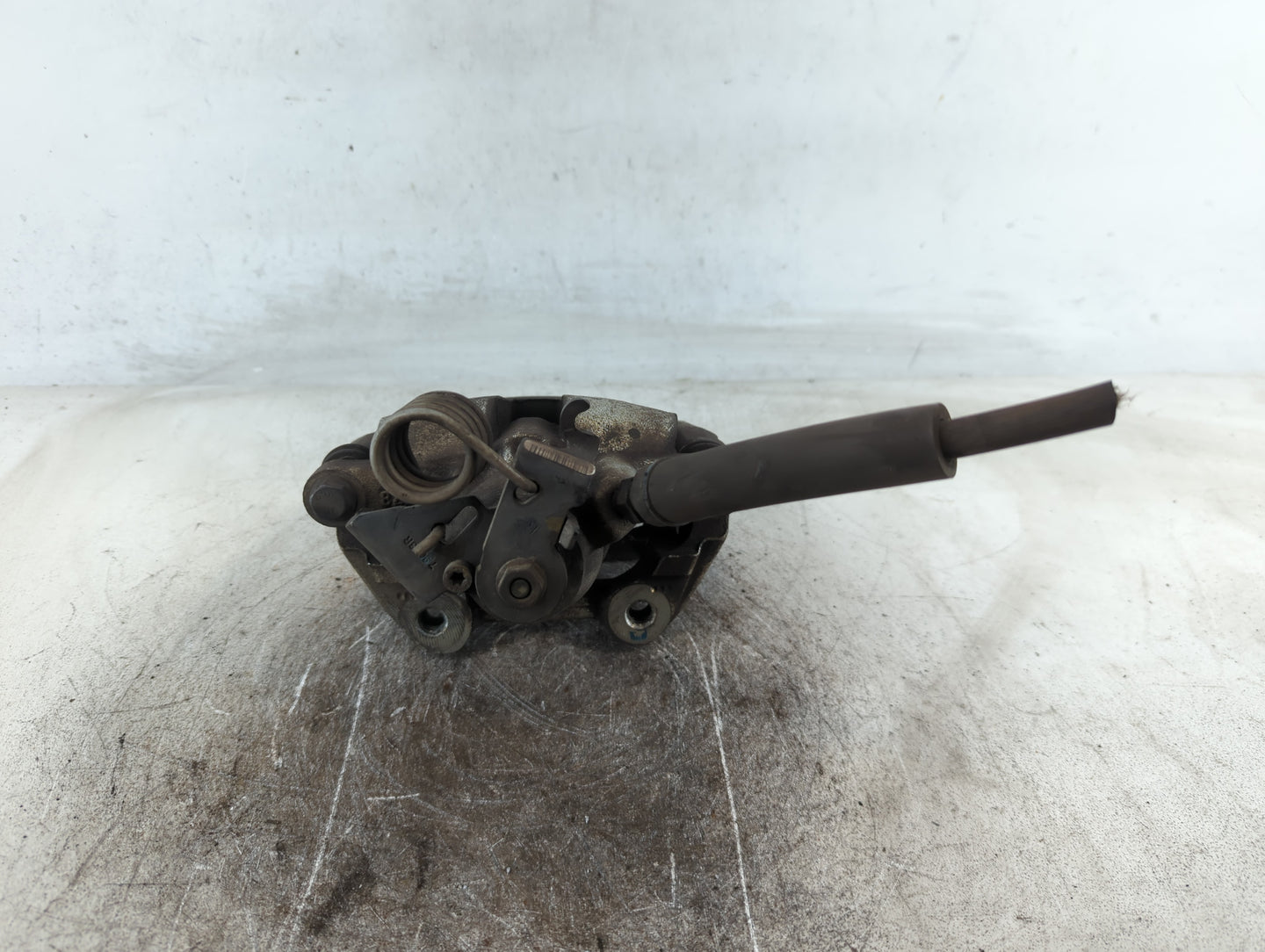 Ford Explorer Front Driver Left Brake Caliper - Oemusedautoparts1.com