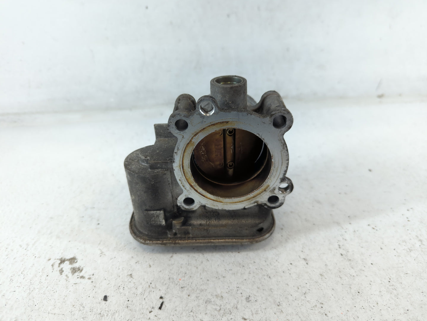 2007-2017 Jeep Patriot Throttle Body P/N:04891735AT Fits Fits 2007 2008 2009 2010 2011 2012 2013 2014 2015 2016 2017 2018 OEM Used Auto Parts - Oemusedautoparts1.com