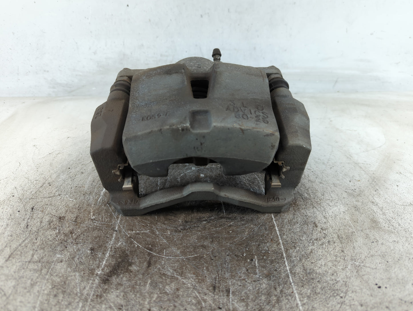 2019-2022 Toyota Rav4 Front Driver Left Brake Caliper - Oemusedautoparts1.com