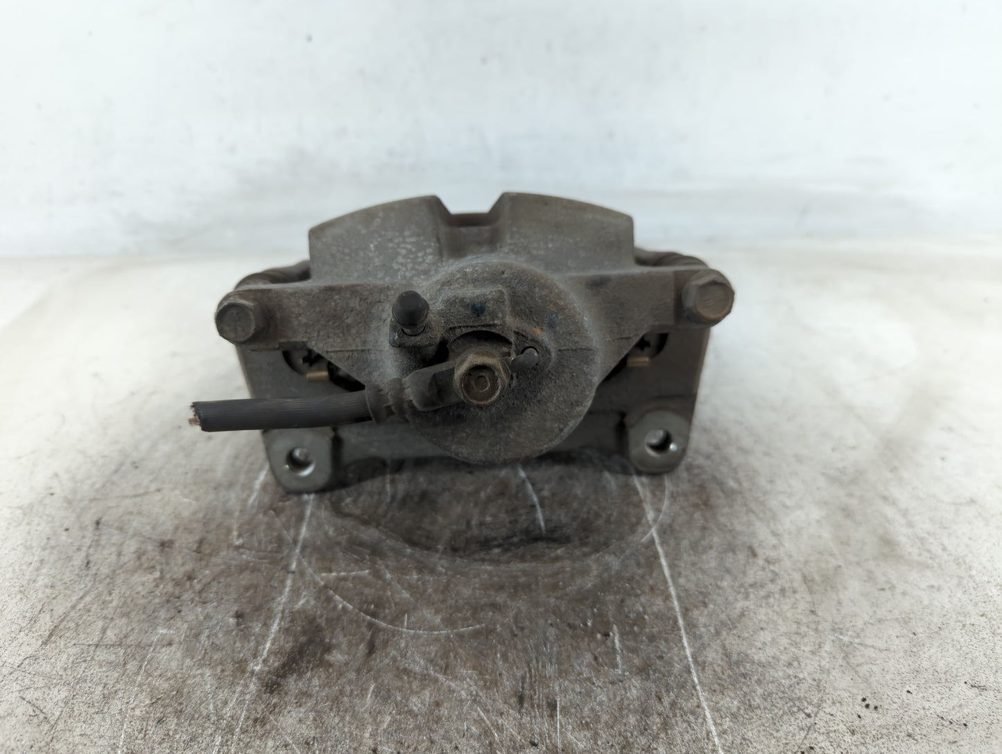 2019-2022 Toyota Rav4 Front Driver Left Brake Caliper - Oemusedautoparts1.com