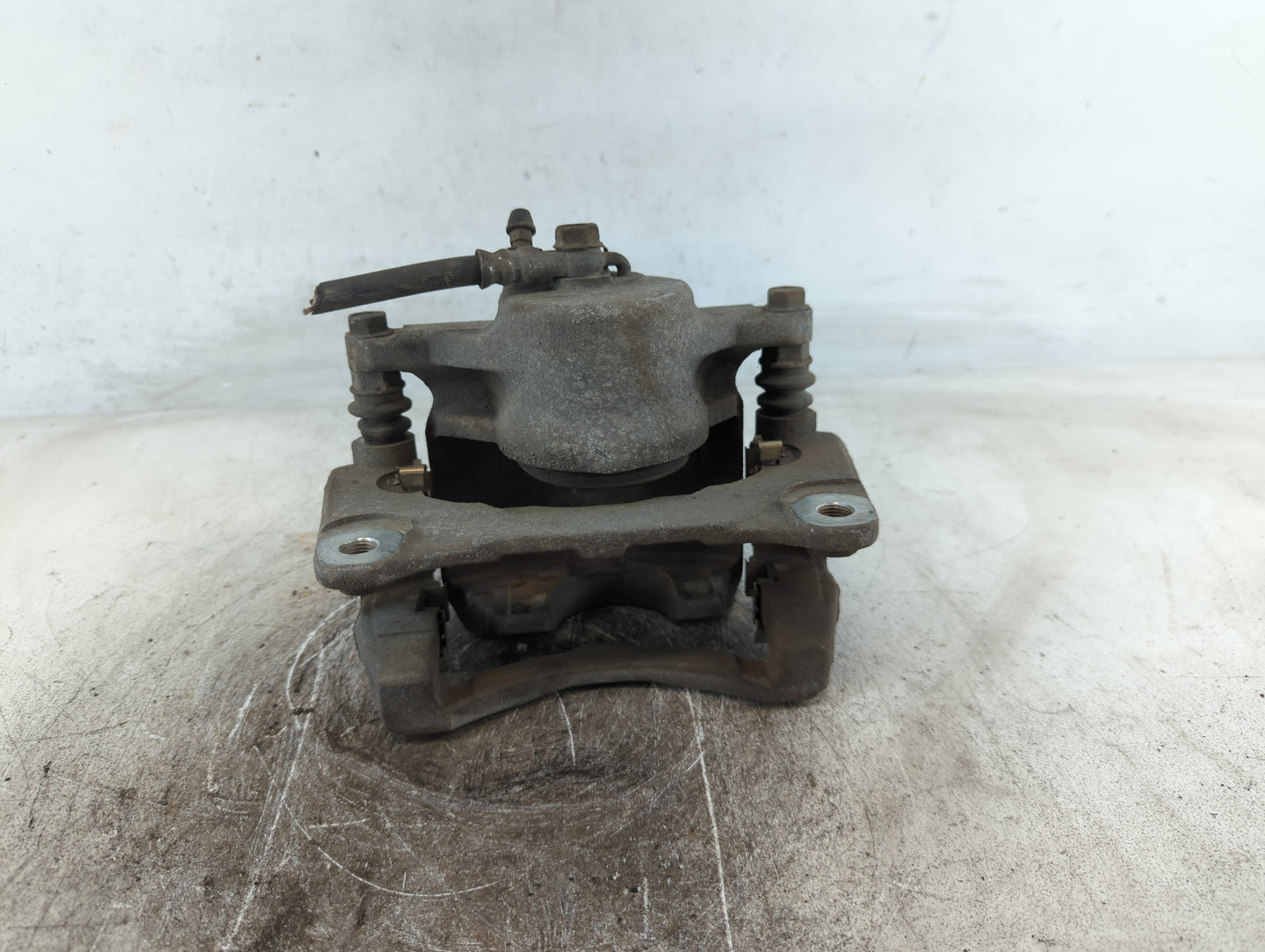 2019-2022 Toyota Rav4 Front Driver Left Brake Caliper - Oemusedautoparts1.com