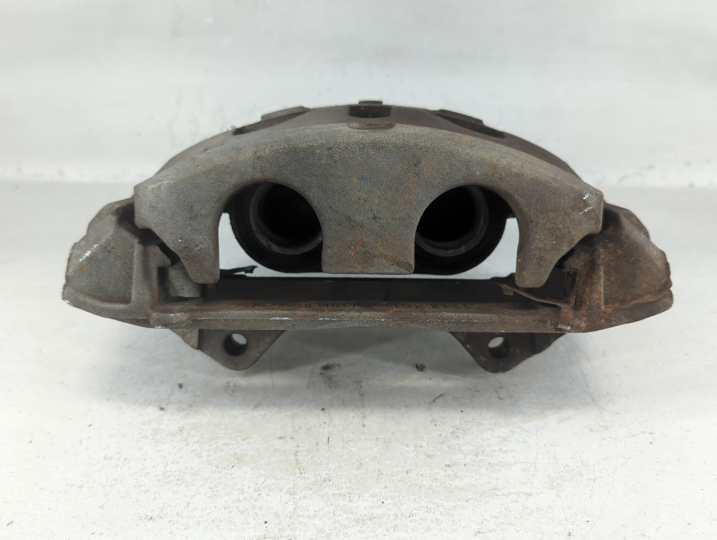 2013-2014 Lincoln Mks Front Passenger Right Brake Caliper - Oemusedautoparts1.com