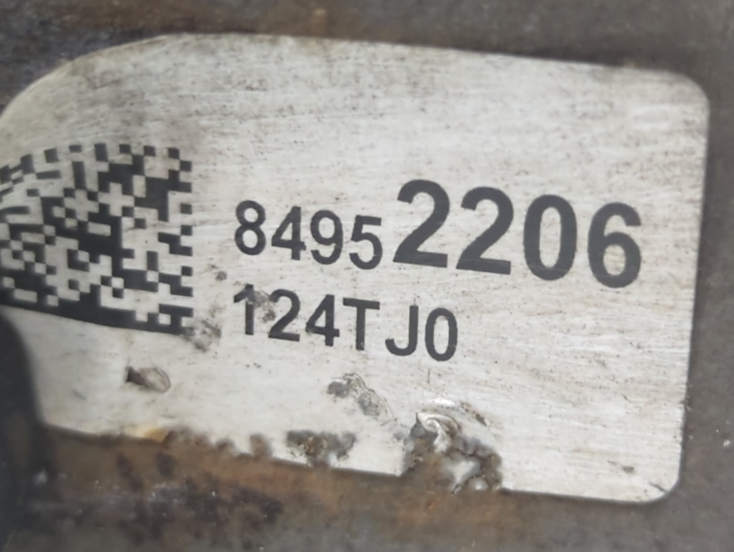 2020-2022 Chevrolet Traverse Front Driver Left Brake Caliper - Oemusedautoparts1.com
