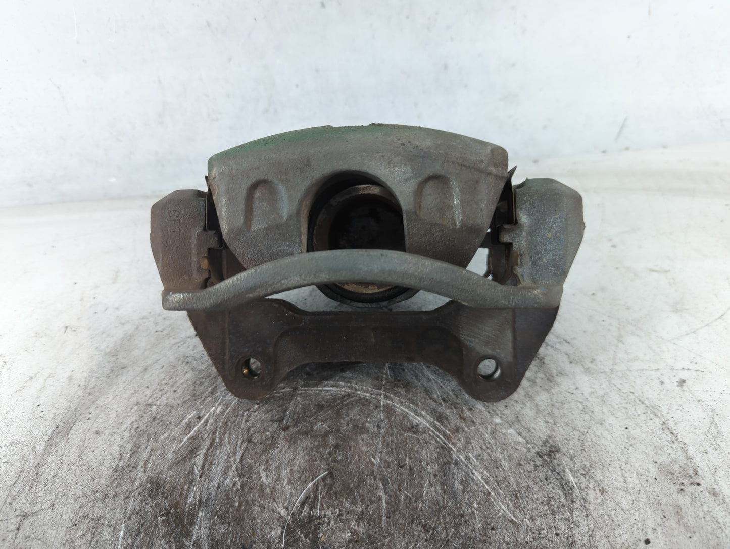 2014-2020 Chevrolet Impala Front Driver Left Brake Caliper - Oemusedautoparts1.com