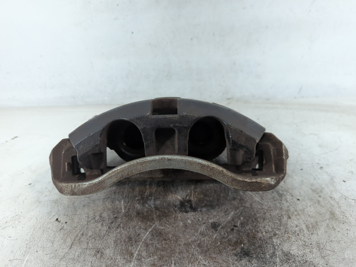 2022 Ford E-450 Super Duty Front Driver Left Brake Caliper - Oemusedautoparts1.com