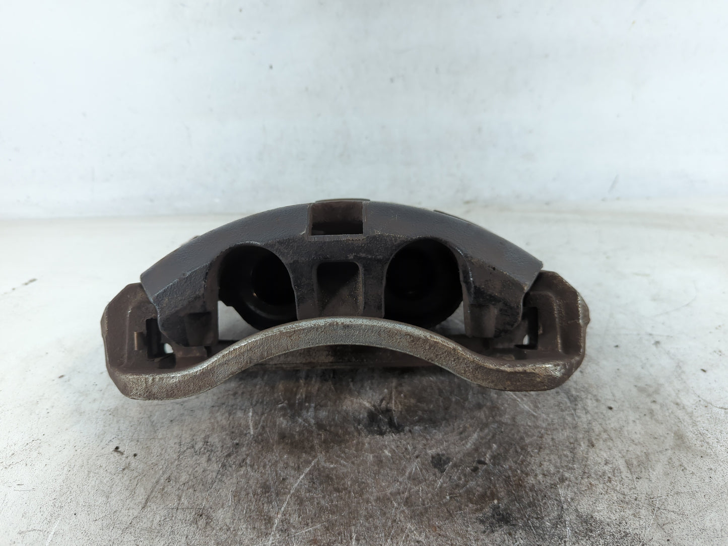 2022 Ford E-450 Super Duty Front Driver Left Brake Caliper - Oemusedautoparts1.com