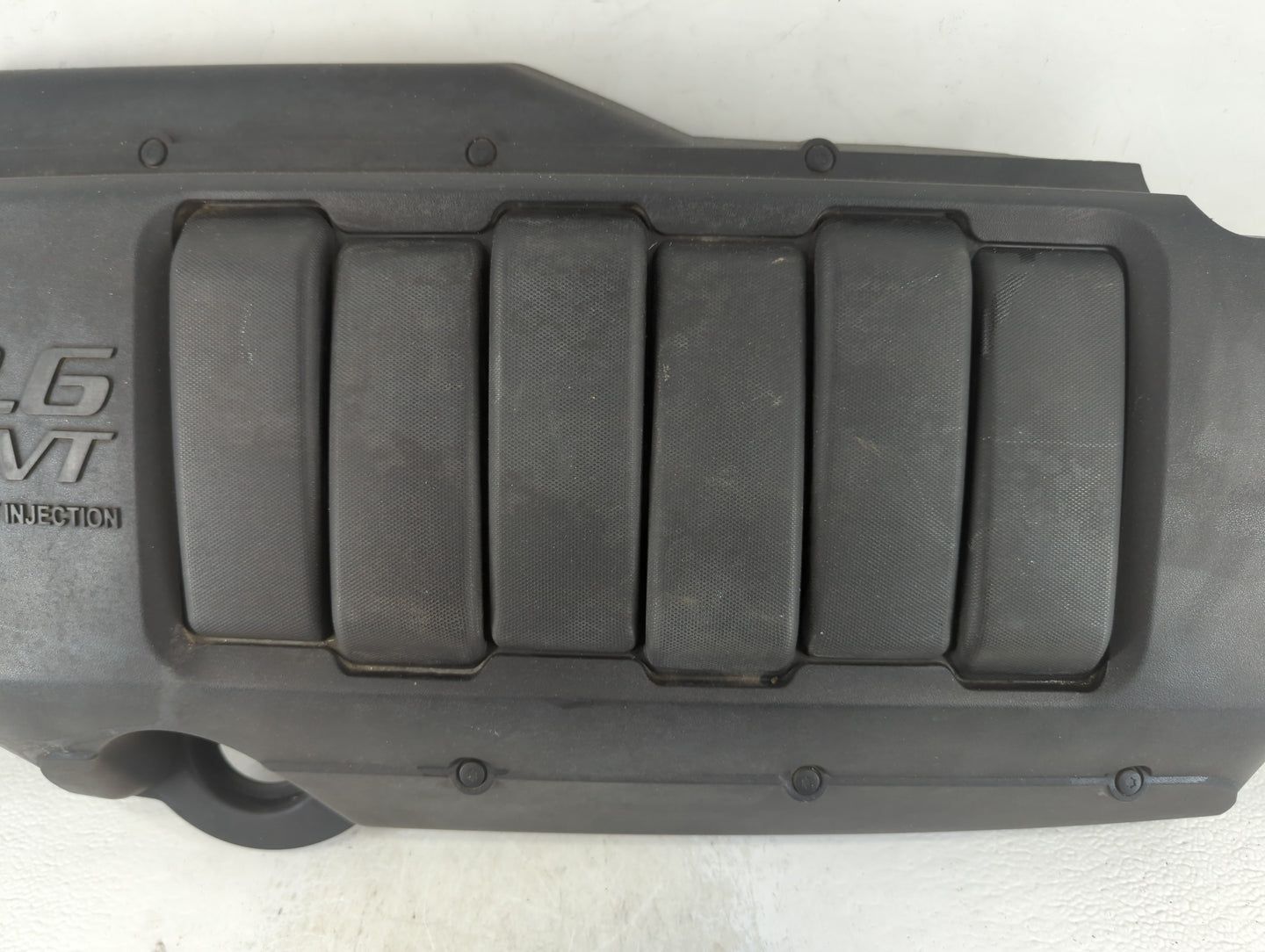 2011 Gmc Acadia Engine Cover - Oemusedautoparts1.com