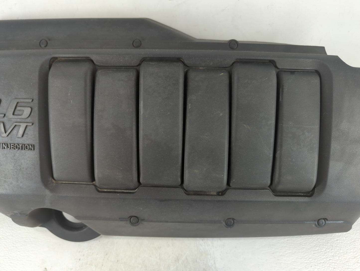2011 Gmc Acadia Engine Cover - Oemusedautoparts1.com