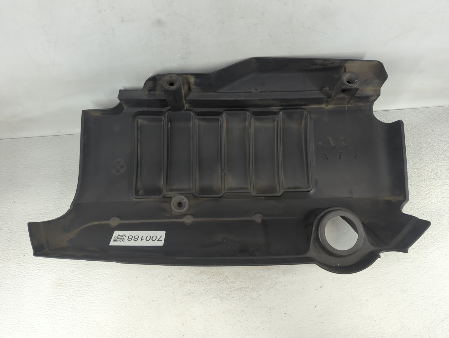 2011 Gmc Acadia Engine Cover - Oemusedautoparts1.com