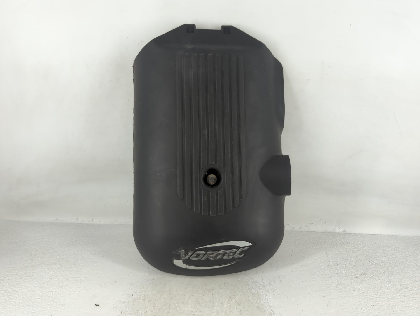 2005 Chevrolet Suburban 1500 Engine Cover - Oemusedautoparts1.com