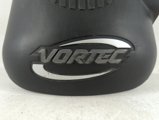 2005 Chevrolet Suburban 1500 Engine Cover
