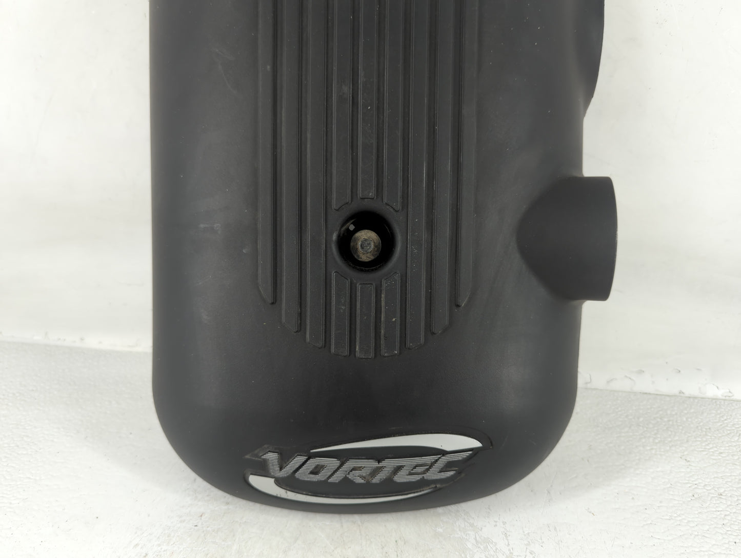 2005 Chevrolet Suburban 1500 Engine Cover - Oemusedautoparts1.com