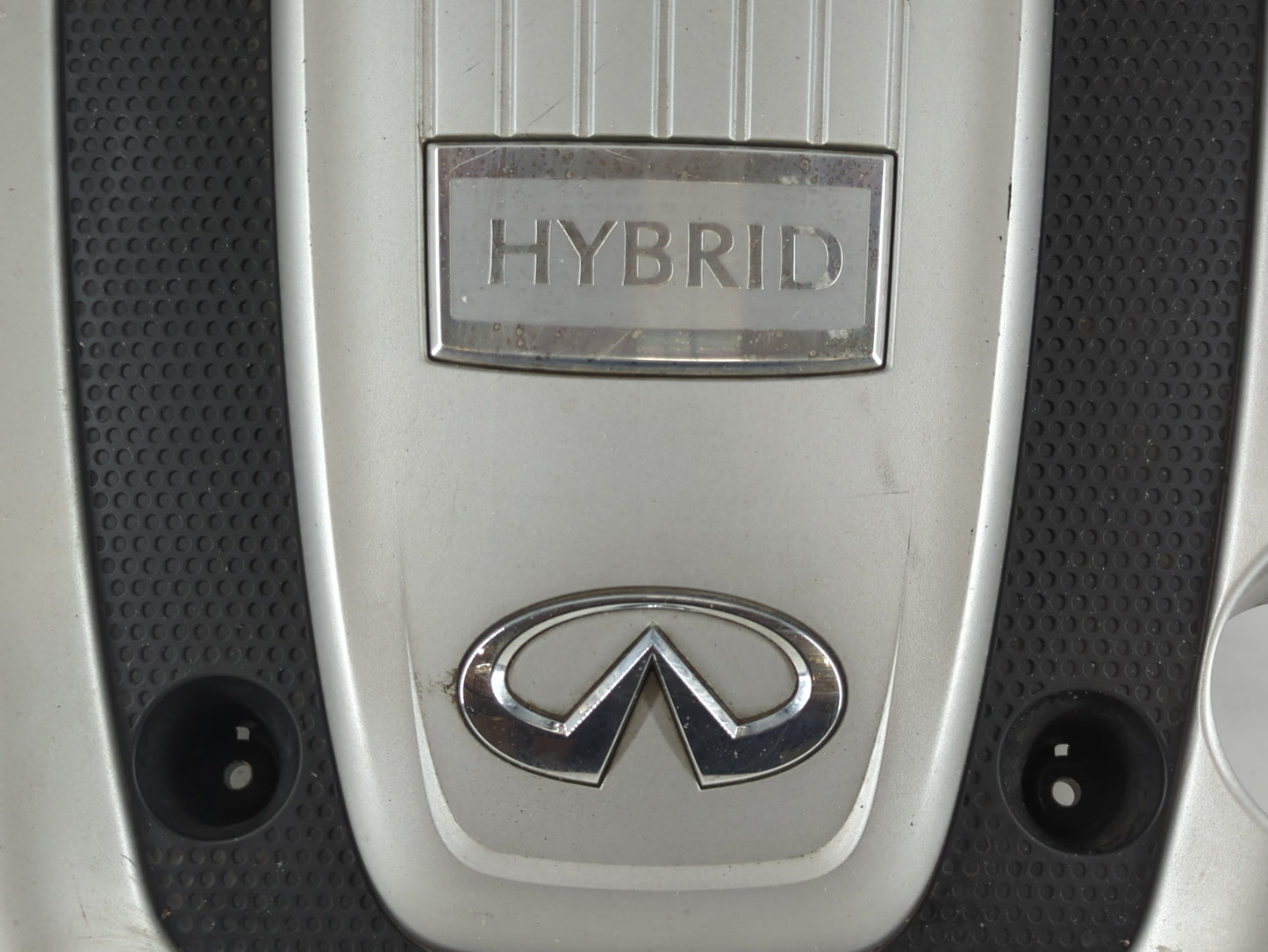 2012 Infiniti M35 Engine Cover - Oemusedautoparts1.com