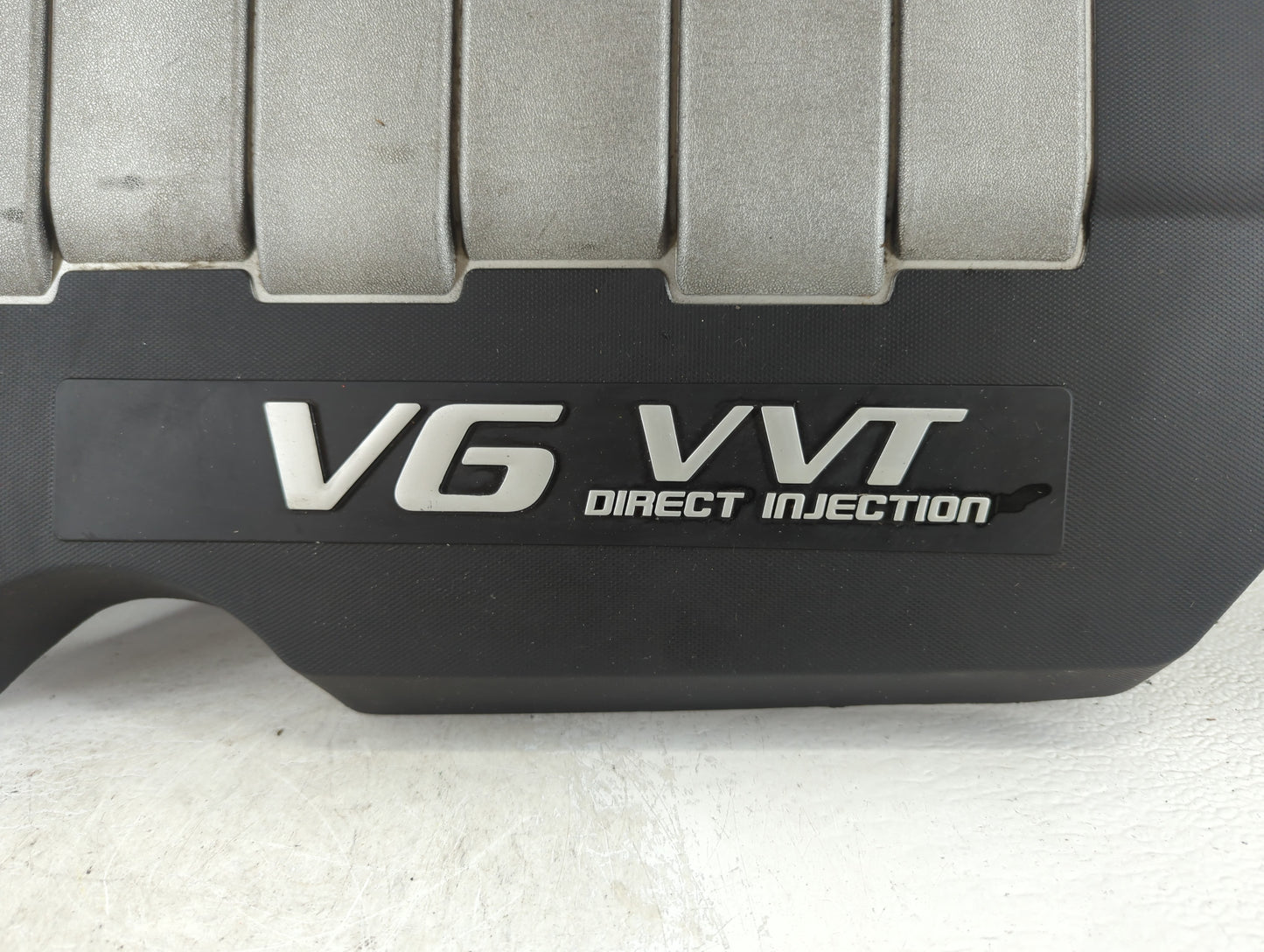 2010 Buick Lacrosse Engine Cover - Oemusedautoparts1.com