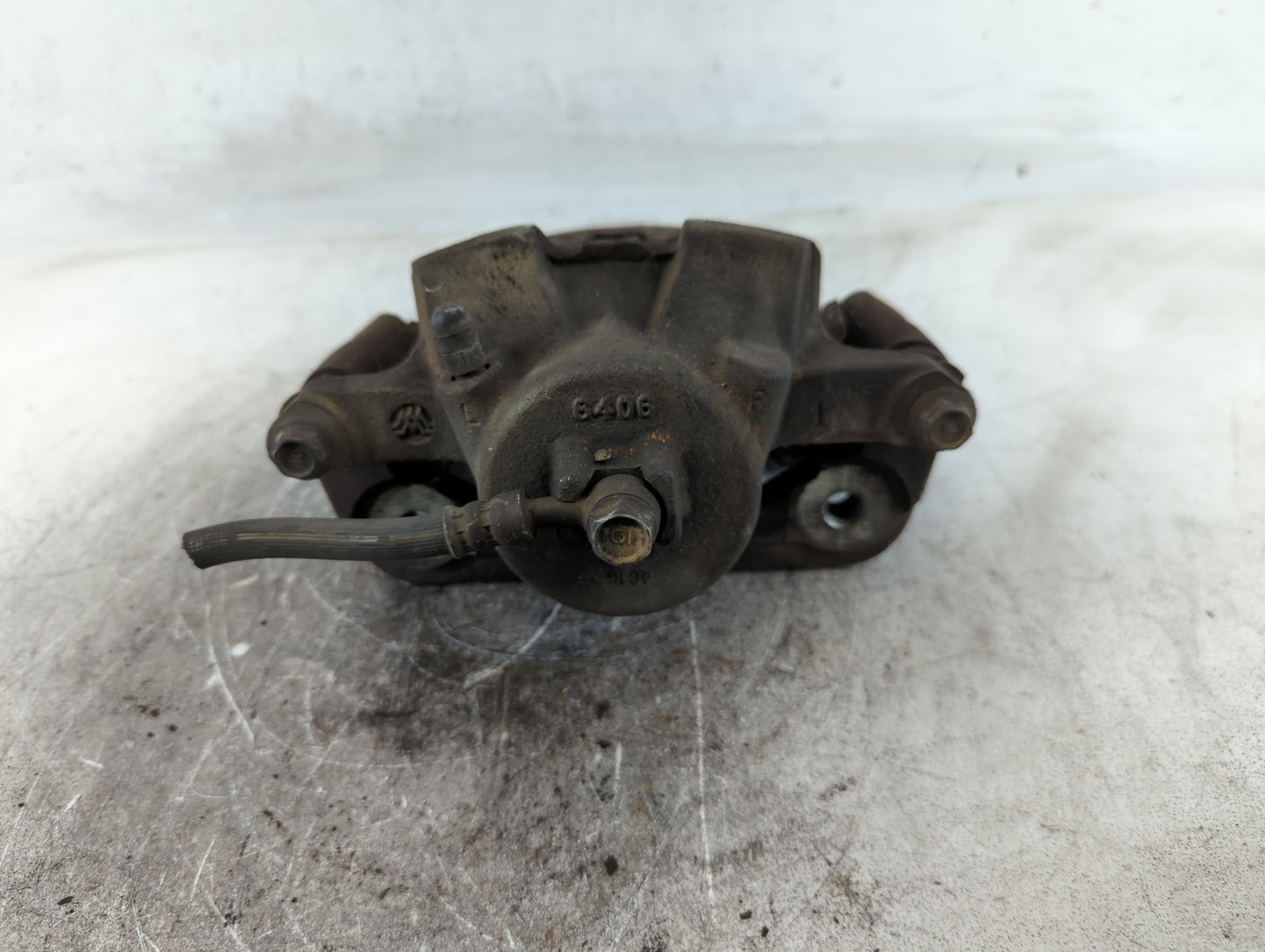 2003-2008 Honda Pilot Front Passenger Right Brake Caliper - Oemusedautoparts1.com