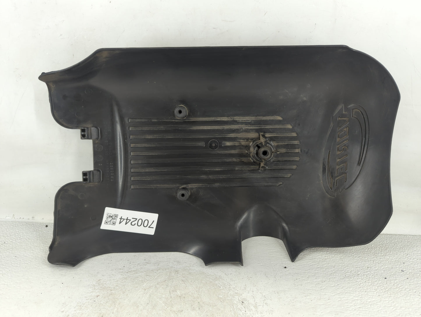 2003 Chevrolet Tahoe Engine Cover - Oemusedautoparts1.com
