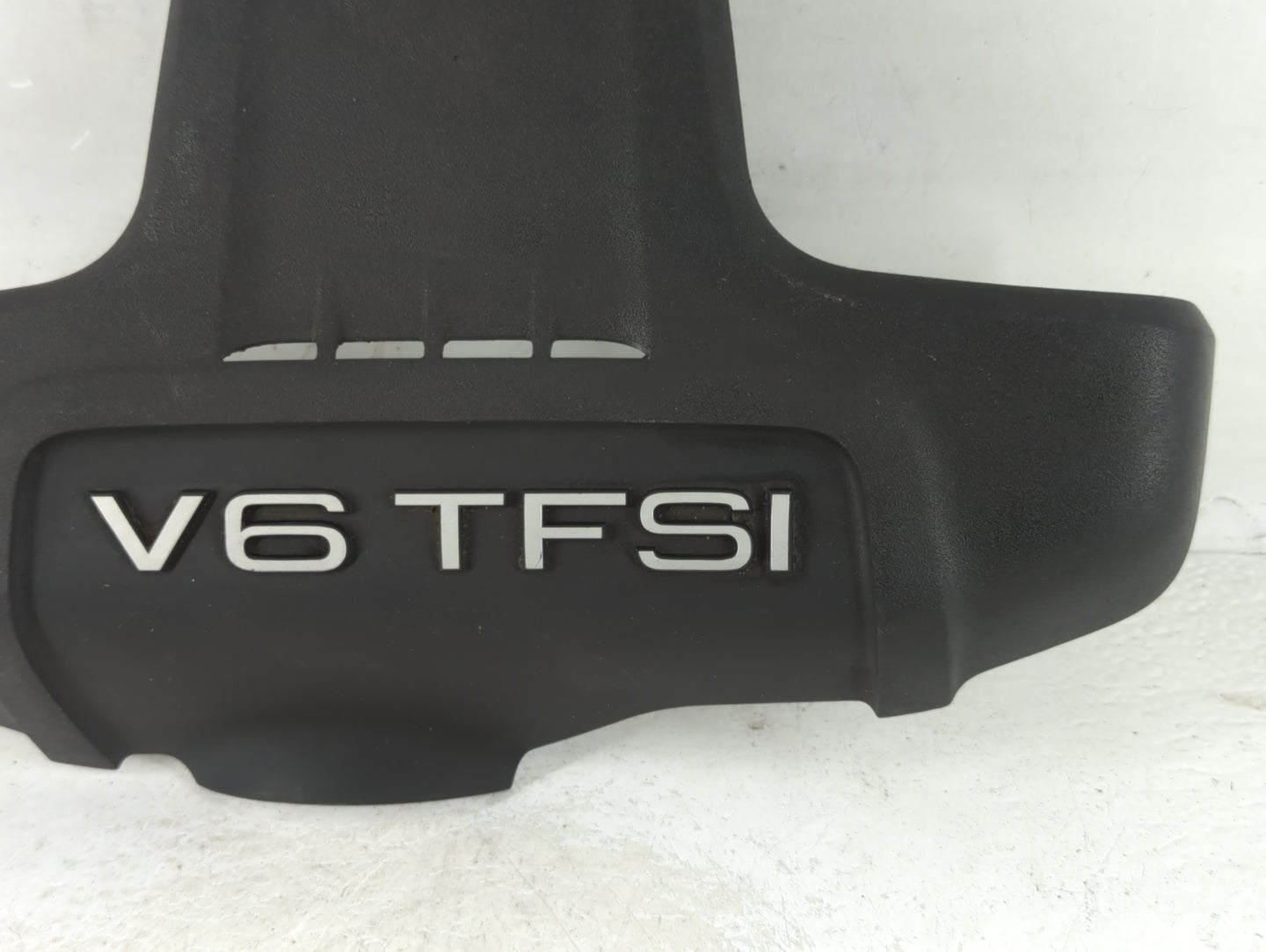2009 Audi A6 Engine Cover - Oemusedautoparts1.com