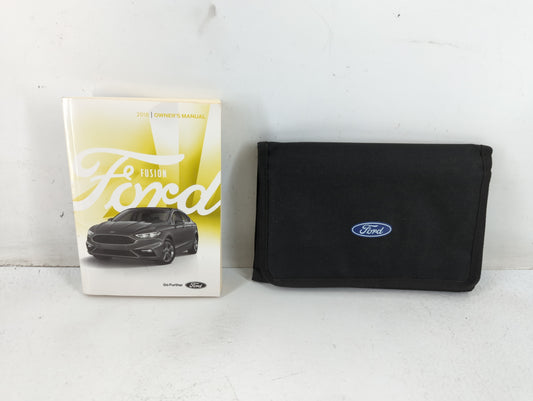 2018 Ford Fusion Owners Manual Book Guide P/N:JE5J 19A321 AB OEM Used Auto Parts - Oemusedautoparts1.com